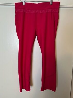 T by Talbots Fuchsia Cropped Legging Size M